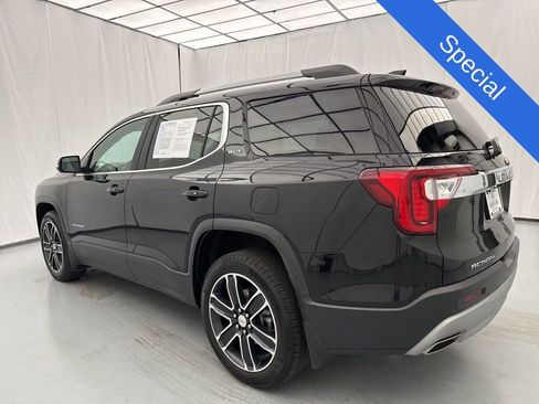 Used 2023 GMC Acadia SLT w/ Technology Package FWD image 5
