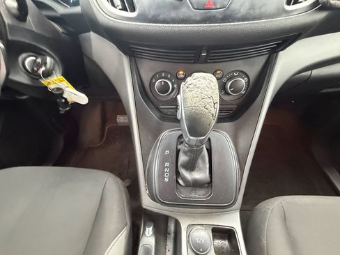 Used 2014 Ford Escape S FWD image 18