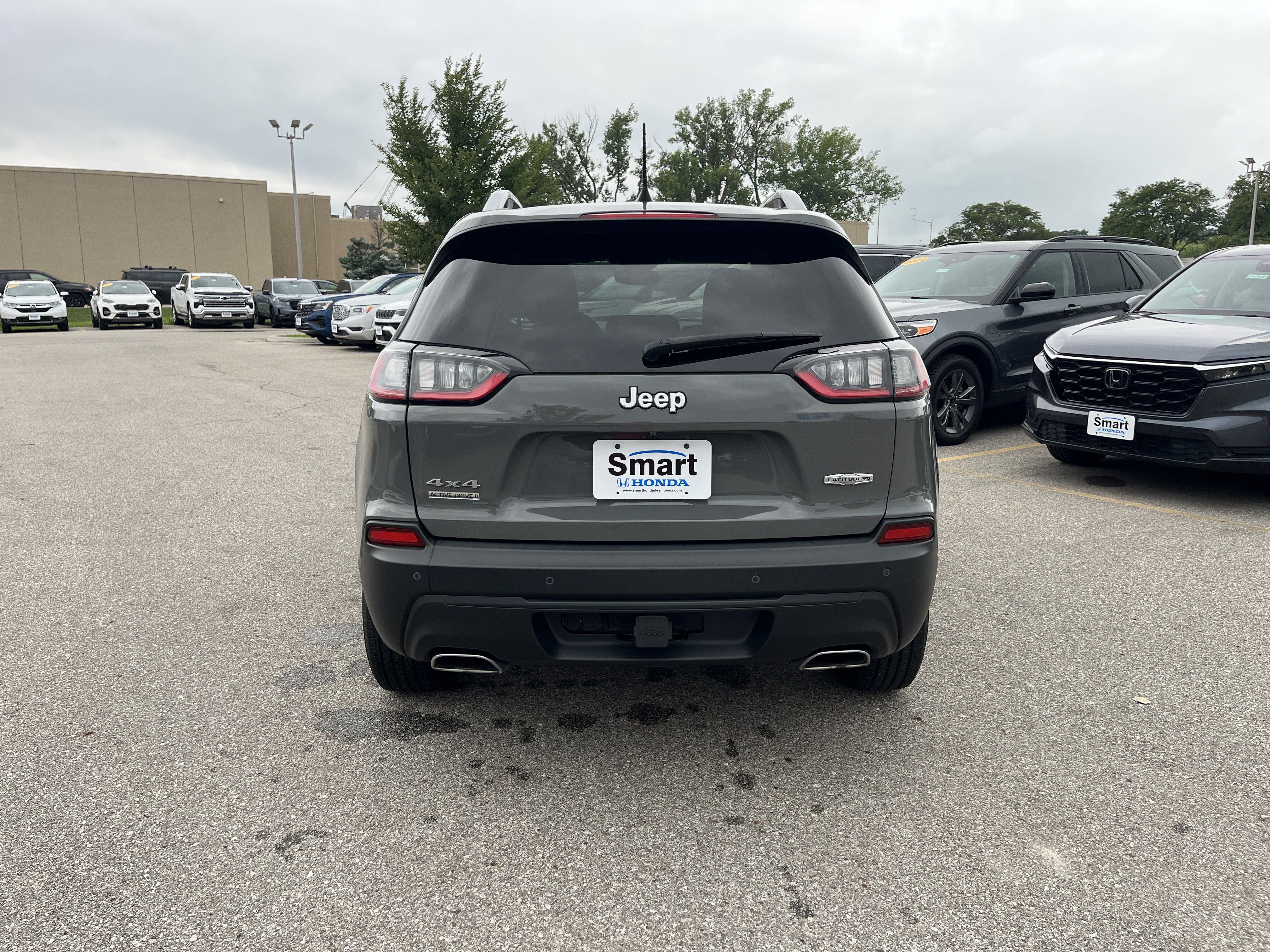 Used 2021 Jeep Cherokee Latitude Lux w/ Trailer Tow Group AWD/4WD image 10