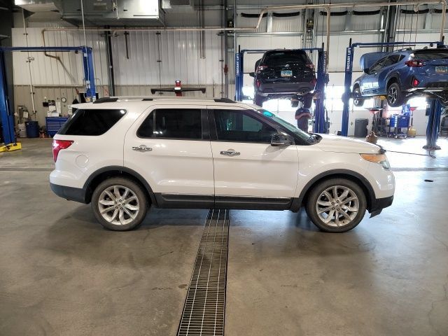Used 2012 Ford Explorer XLT AWD/4WD image 8