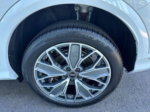 Certified 2025 Audi Q5 Premium w/ Premium Plus AWD/4WD image 20