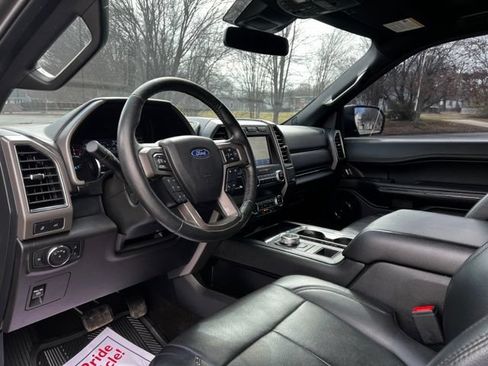 Used 2020 Ford Expedition XLT w/ Equipment Group 202A RWD image 9