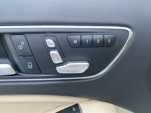 Used 2018 Mercedes-Benz GLA 250 image 17