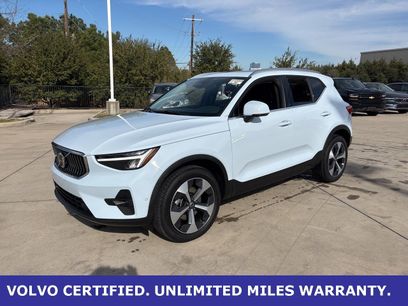 Certified 2025 Volvo XC40 B5 Plus