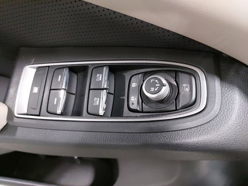 Used 2023 Subaru Ascent Limited w/ Technology Package image 30