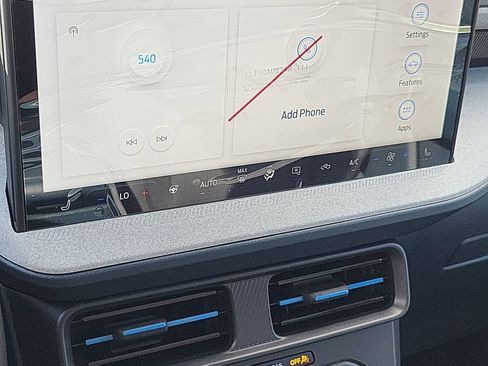 New 2025 Ford Maverick XLT w/ XLT Luxury Package image 16