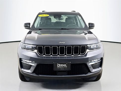 Used 2023 Jeep Grand Cherokee Limited AWD/4WD image 3