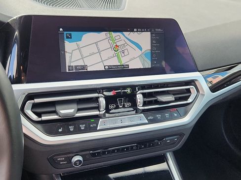 Used 2022 BMW 230i Coupe image 27