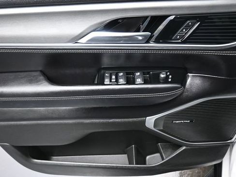 Used 2022 Jeep Wagoneer Series I image 9