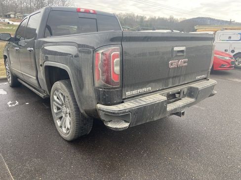 Used 2017 GMC Sierra 1500 Denali w/ Denali Ultimate Package image 2