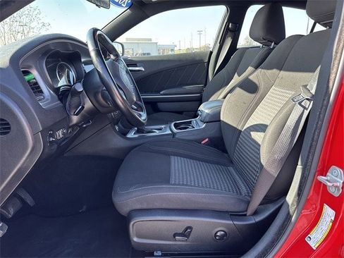Used 2023 Dodge Charger SXT image 10