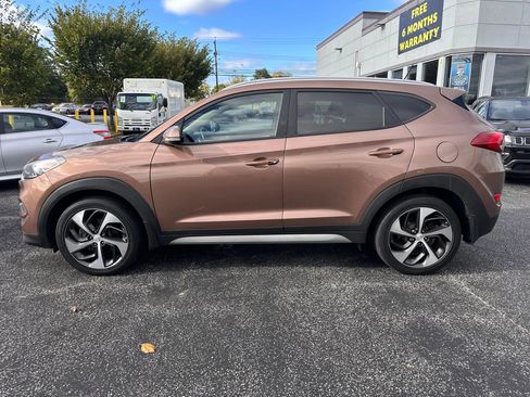 Used 2017 Hyundai Tucson Sport w/ Cargo Package image 8