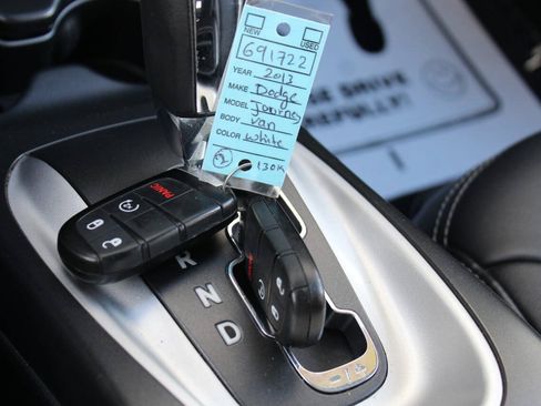 Used 2013 Dodge Journey Crew w/ Navigation & Sound Group I FWD image 27