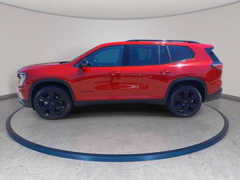 Used 2025 GMC Acadia Elevation w/ Elevation Premium Package FWD image 8