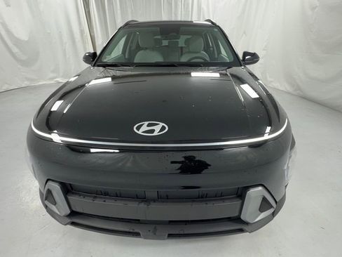 Used 2025 Hyundai Kona SEL FWD image 8