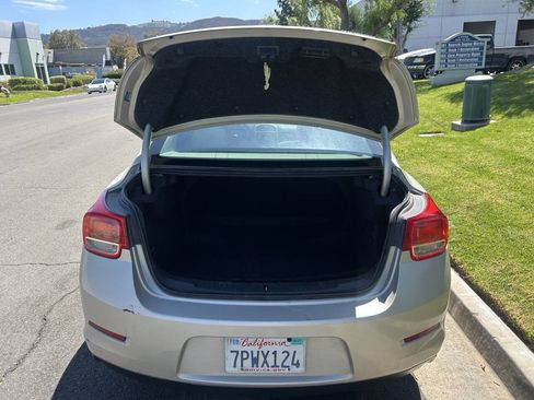 Used 2016 Chevrolet Malibu LS w/ Protection Package FWD image 2