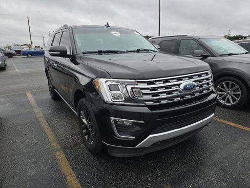 Used 2019 Ford Expedition Limited image 3