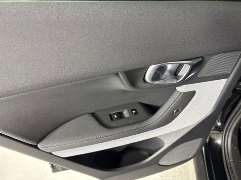 Used 2021 Polestar Polestar 2 image 15