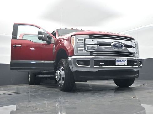 Used 2018 Ford F350 Lariat w/ Lariat Ultimate Package image 72