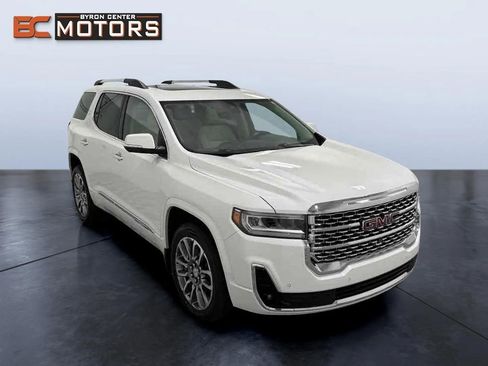 Used 2020 GMC Acadia Denali image 7