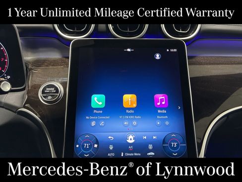 Used 2025 Mercedes-Benz GLC 300 4MATIC image 22