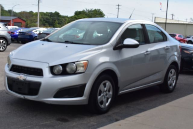Used 2014 Chevrolet Sonic LS FWD image 11