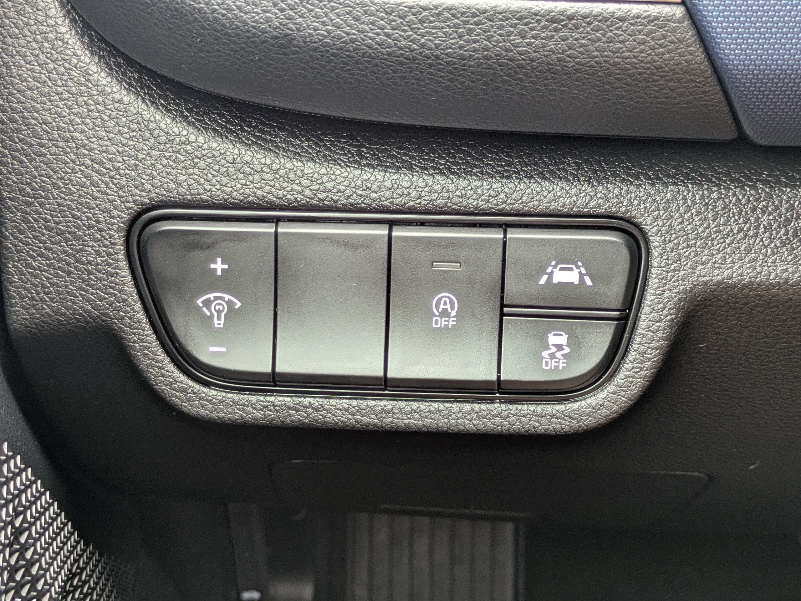 Certified 2023 Kia Seltos S w/ Navigation Package AWD/4WD image 20