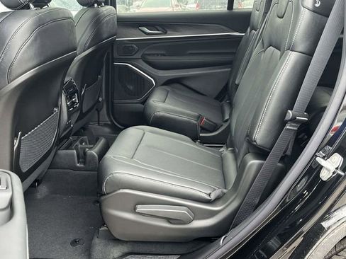 New 2026 Jeep Grand Cherokee L Limited AWD/4WD image 13