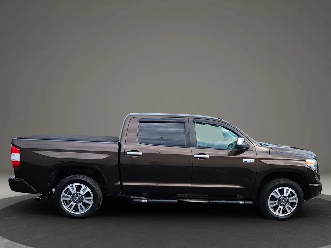 Used 2019 Toyota Tundra Platinum AWD/4WD image 8