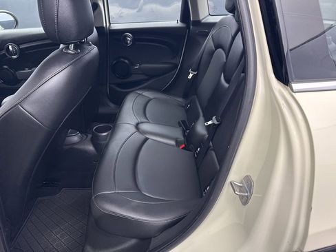 Used 2020 MINI Cooper 4-Door Hardtop image 14