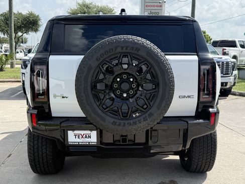 New 2026 GMC Hummer EV SUV AWD/4WD image 6