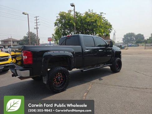 Used 2009 Chevrolet Silverado 2500 LTZ w/ Safety Package AWD/4WD image 7