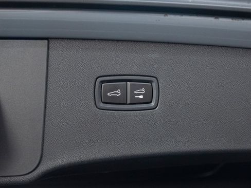 Certified 2026 Porsche Cayenne S AWD/4WD image 36