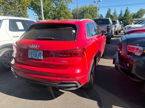 Used 2020 Audi Q3 2.0T Premium Plus w/ Premium Plus Package AWD/4WD image 6