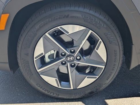 Used 2026 Hyundai Tucson SEL FWD image 11