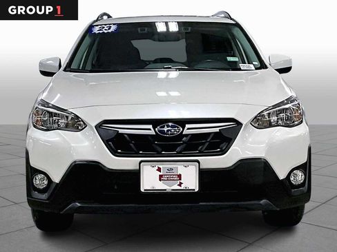 Certified 2023 Subaru Crosstrek 2.0i Premium image 3