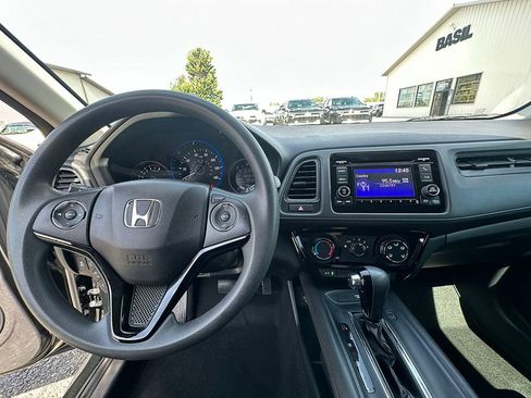 Used 2020 Honda HR-V LX image 33