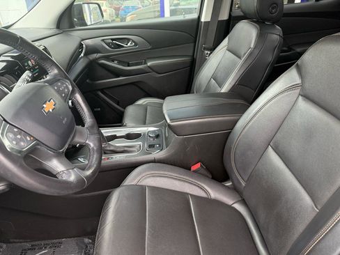 Used 2019 Chevrolet Traverse Premier w/ Redline Edition AWD/4WD image 15