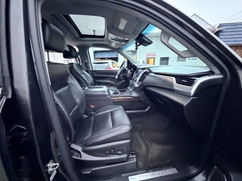 Used 2016 Chevrolet Suburban LT image 56