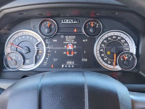 Used 2023 RAM 1500 Classic SLT w/ Electronics Group AWD/4WD image 28