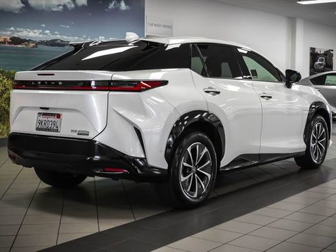 Certified 2023 Lexus RZ 450e Premium w/ Technology Package AWD/4WD image 6