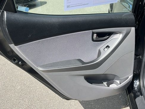 Used 2011 Hyundai Elantra GLS w/ Preferred Equipment Pkg 3 FWD image 20