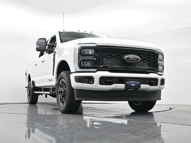 New 2026 Ford F350 Lariat w/ Black Appearance Package AWD/4WD image 40