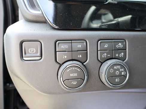 New 2026 Chevrolet Silverado 1500 LT Trail Boss w/ LT Trail Boss Premium Package AWD/4WD image 13