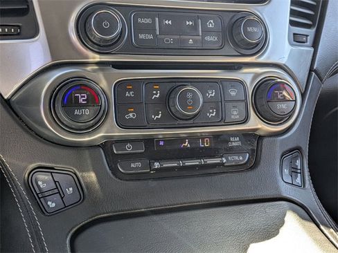 Used 2019 Chevrolet Tahoe Premier w/ Premier Plus Edition image 13