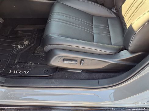 New 2026 Honda HR-V EX-L image 16