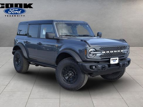 New 2026 Ford Bronco Badlands AWD/4WD image 3