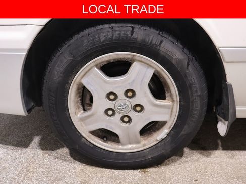 Used 2001 Toyota Camry LE image 14