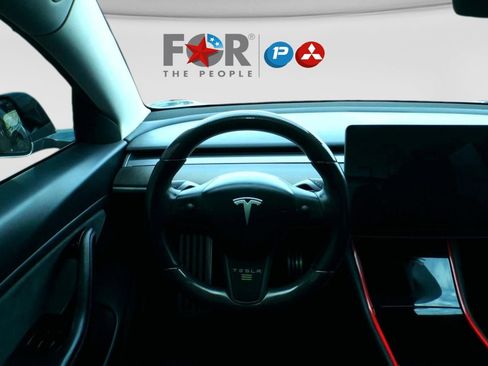 Used 2018 Tesla Model 3 Long Range image 12