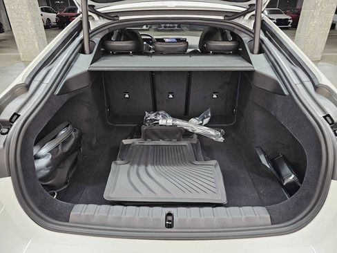 New 2025 BMW i4 xDrive40i image 28